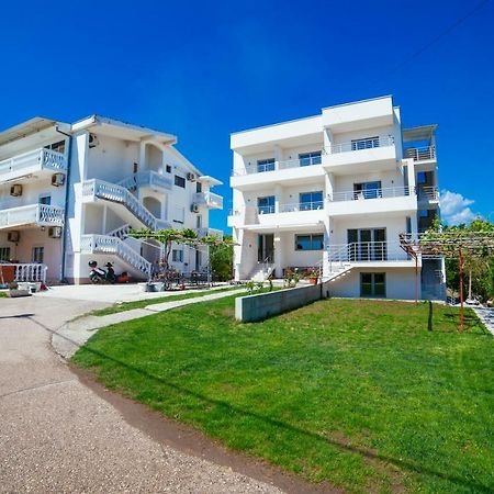 Adriatica Sea & Sun Bed and Breakfast Ulcinj Exterior foto