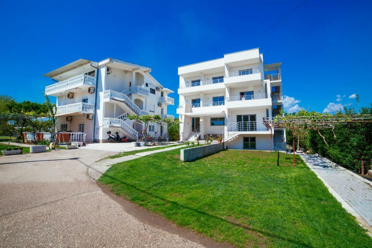 Adriatica Sea & Sun Bed and Breakfast Ulcinj Exterior foto