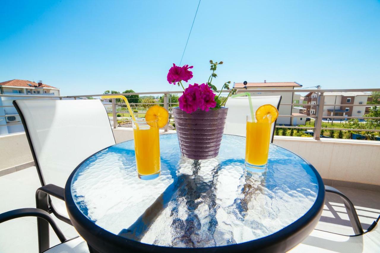 Adriatica Sea & Sun Bed and Breakfast Ulcinj Exterior foto