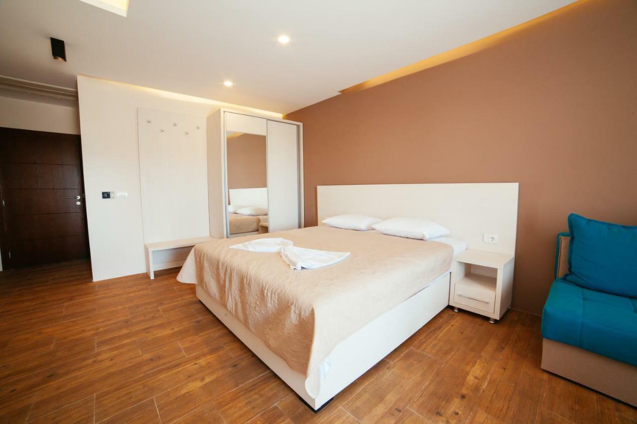 Adriatica Sea & Sun Bed and Breakfast Ulcinj Exterior foto